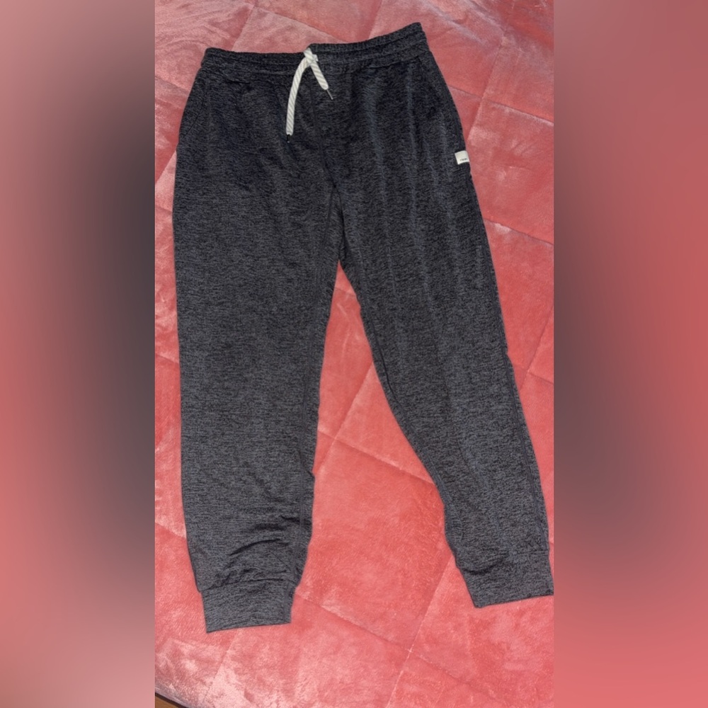 Vuori Women’s Performance Joggers